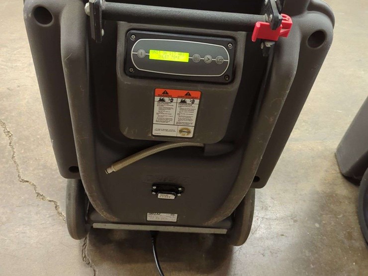 dri-eaz-lgr-7000xli-dehumidifier-(f412)---117-hrs-image-3