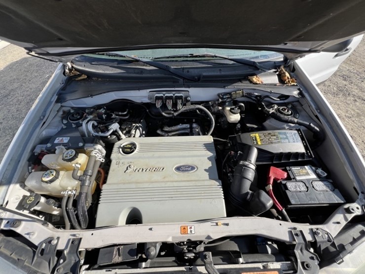 2007-ford-escape-image-13