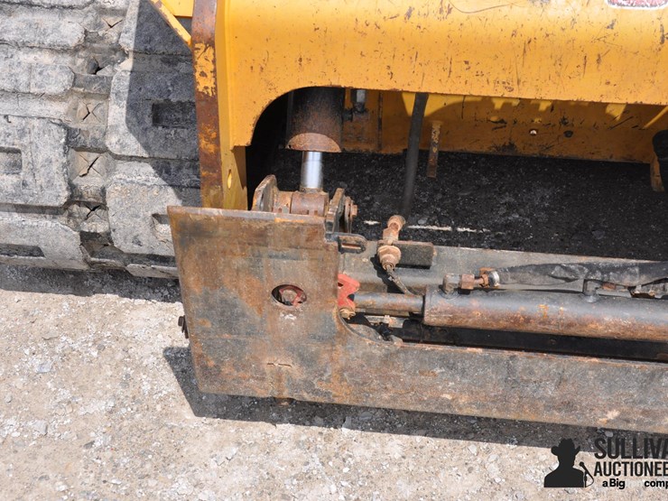 2021-caterpillar-299d3-image-9