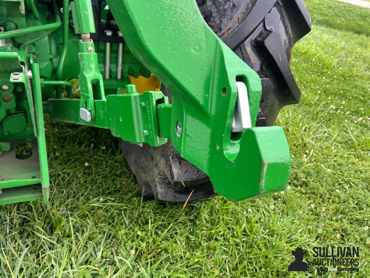 2023-john-deere-5067e-image-14