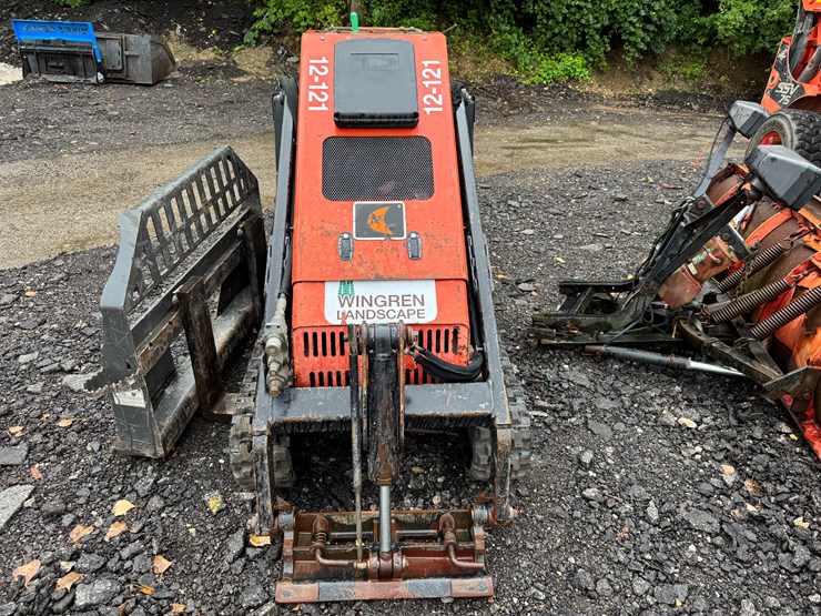 john-deere-825-image-17