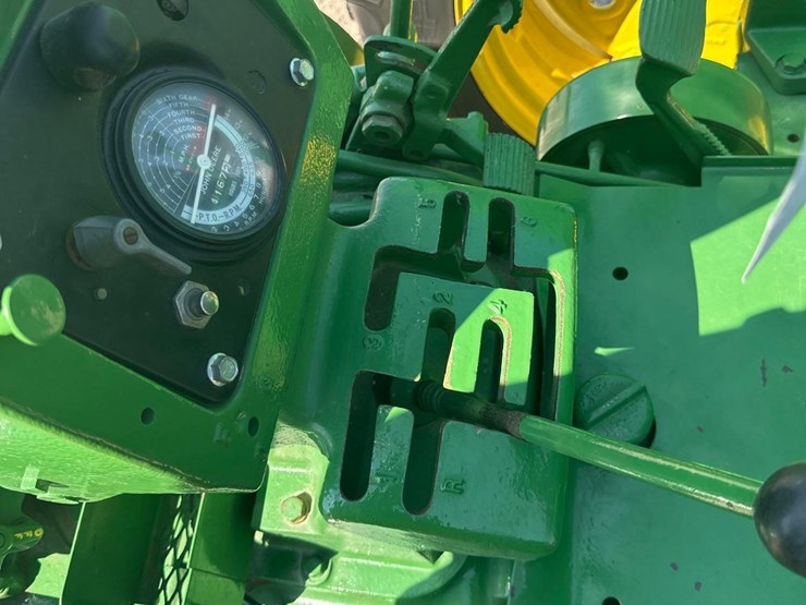 john-deere-730-image-16
