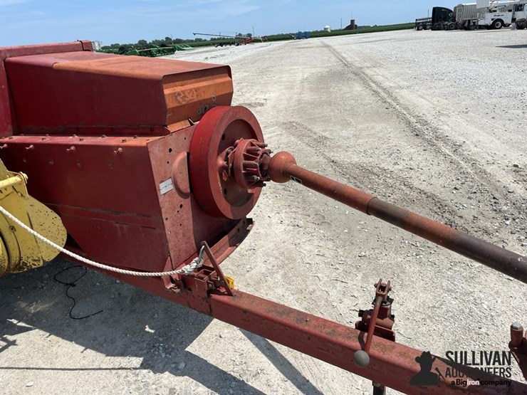 new-holland-315-image-13