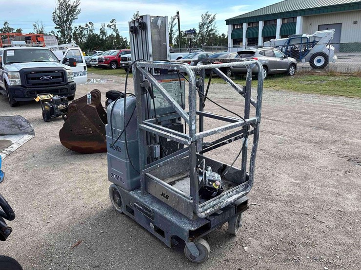 jlg-20mvl-image-3