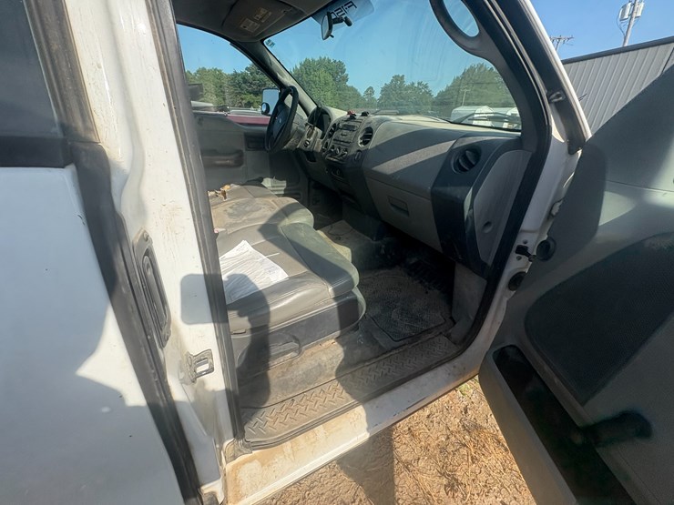 2005-ford-f150-image-21