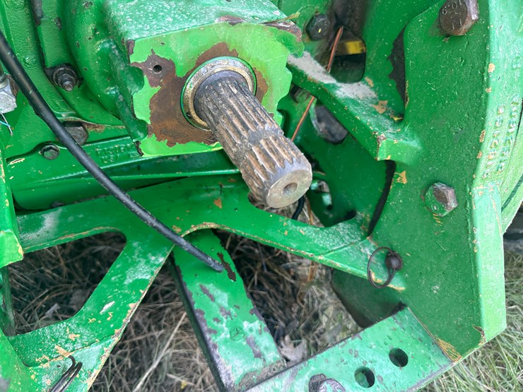 2000-john-deere-8410t-image-24