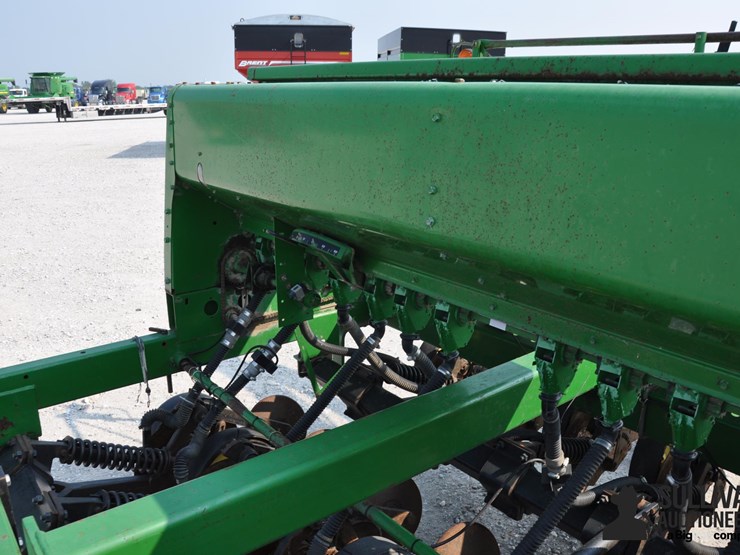 john-deere-750-image-15