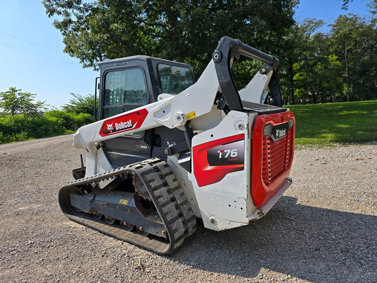 2023-bobcat-t76-image-9
