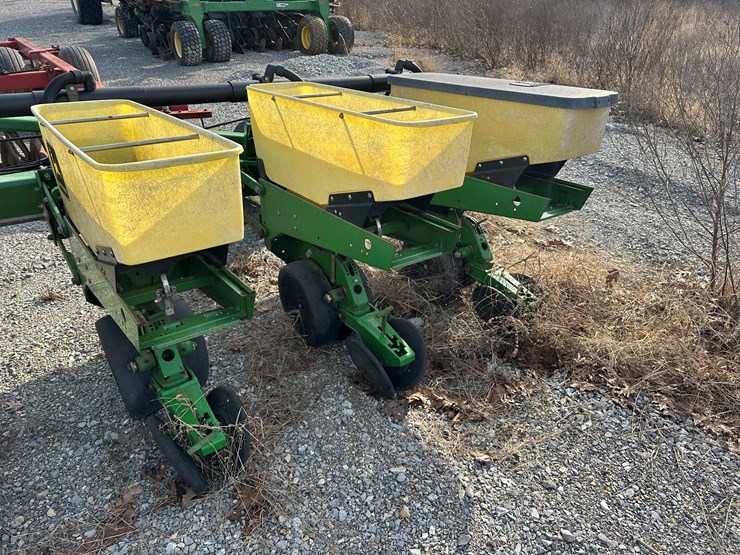 john-deere-1720-image-29
