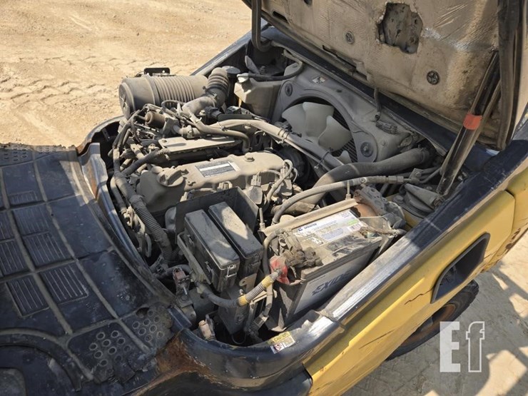 2013-komatsu-fg25t-16-image-9