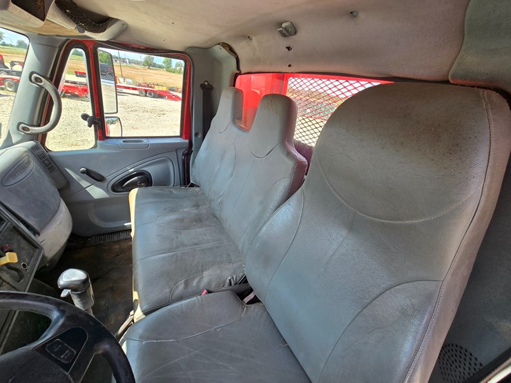 2003-international-durastar-4400-image-83