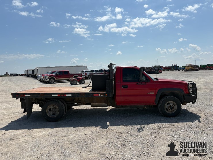 2005-chevrolet-3500-image-4
