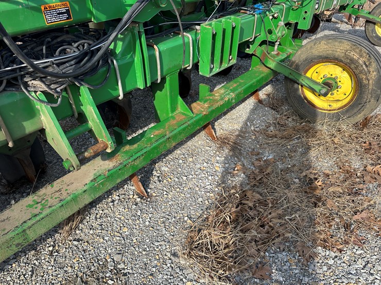john-deere-1720-image-40