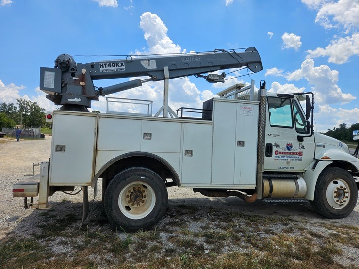 2008-international-durastar-4300-image-18