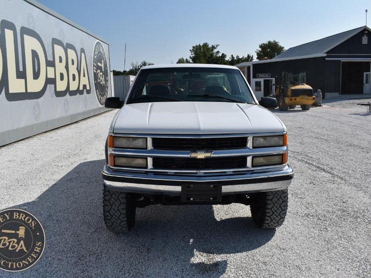 1999-chevrolet-3500-image-20