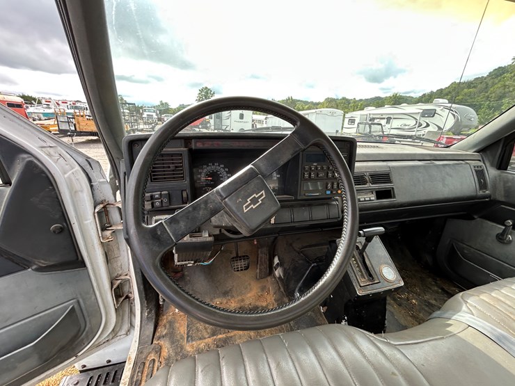 1991-chevrolet-c60-image-11