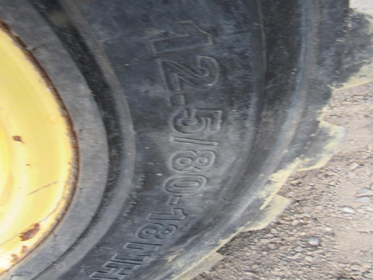 2021-john-deere-5055e-image-10