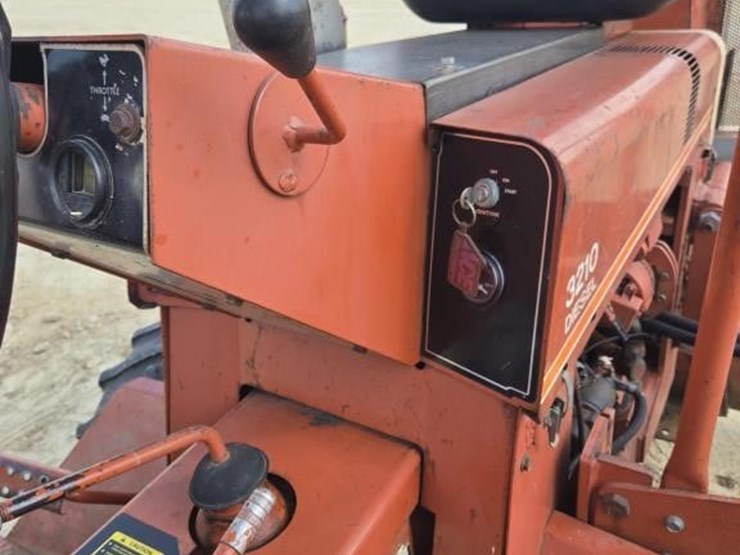 1985-ditch-witch-3210-image-19