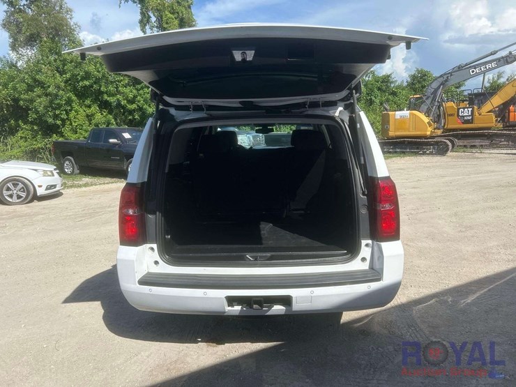 2019-chevrolet-tahoe-image-21