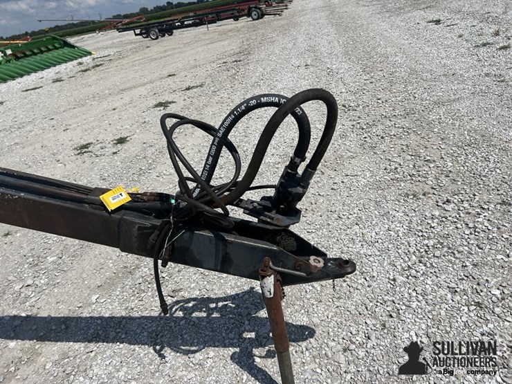 hesston-1160-image-17
