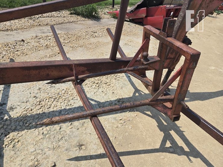 gooseneck-6-bale-carrier-w/-bale-forks-image-7
