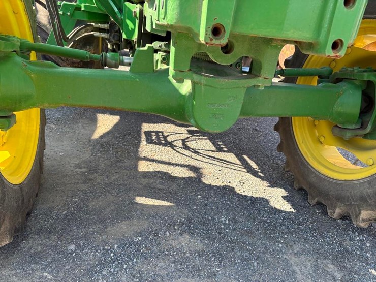 2015-john-deere-5055e-image-7