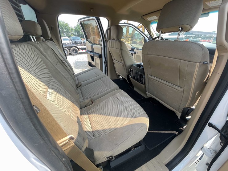 2019-ford-f350-xlt-image-33