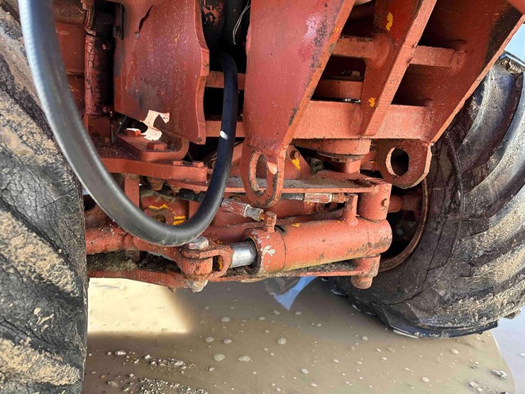 ditch-witch-350sx-image-16