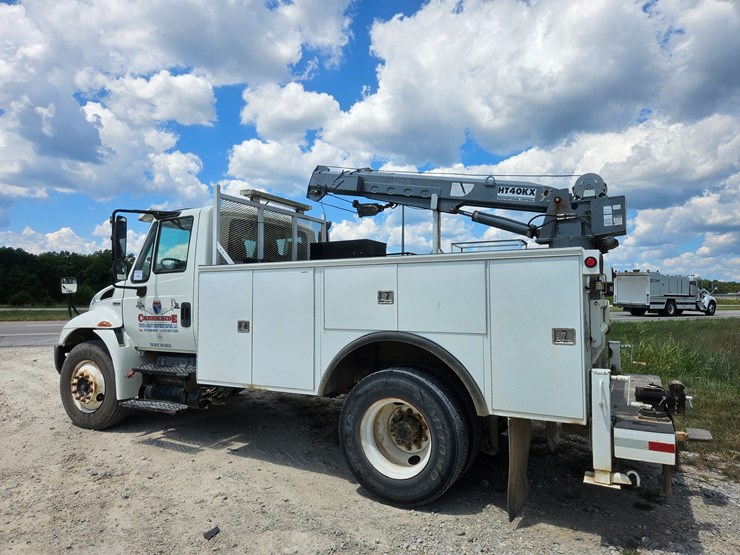 2008-international-durastar-4300-image-9