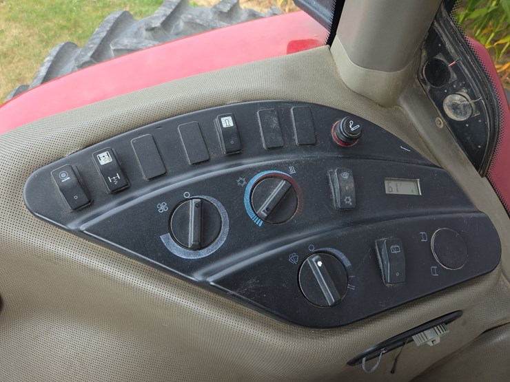 2003-cih-mx255-mfwd-tractor-image-49