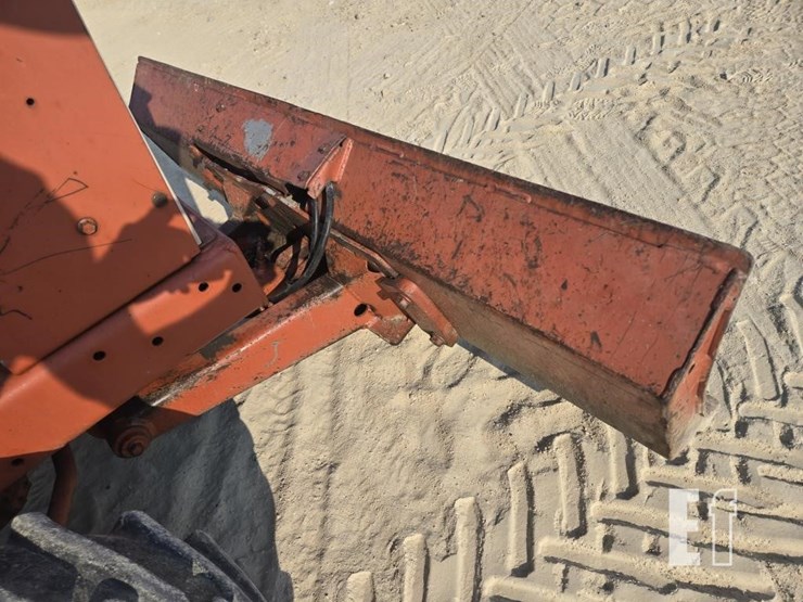 ditch-witch-3500-image-16