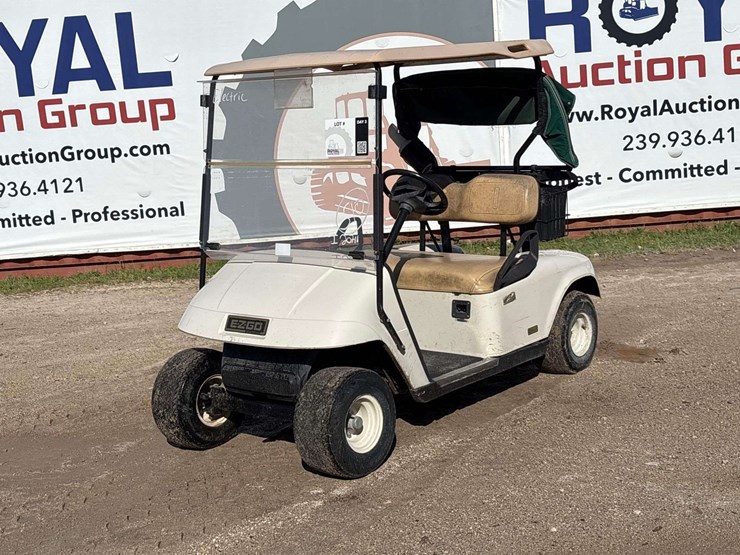 ez-go-electric-golf-cart-image-1