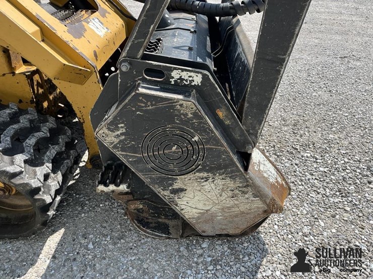 2016-caterpillar-299d2-xhp-image-16