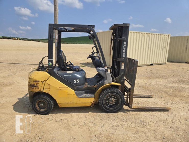 2013-komatsu-fg25t-16-image-18