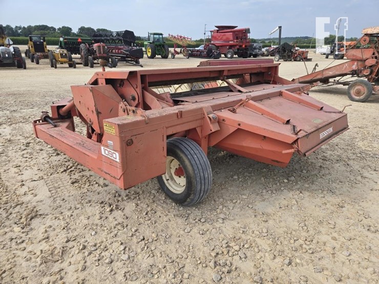hesston-1090-image-4
