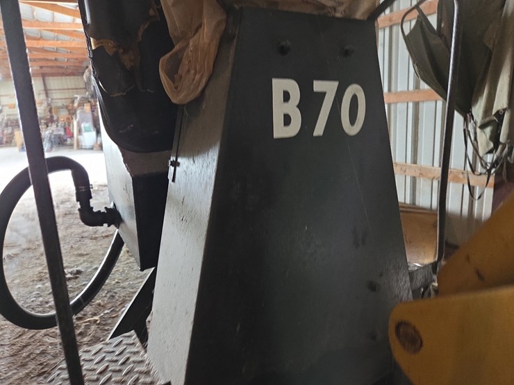 kelley-b70-3pt-backhoe-image-8
