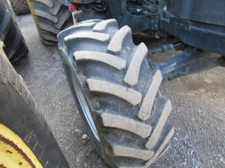 case-ih-l575-image-16