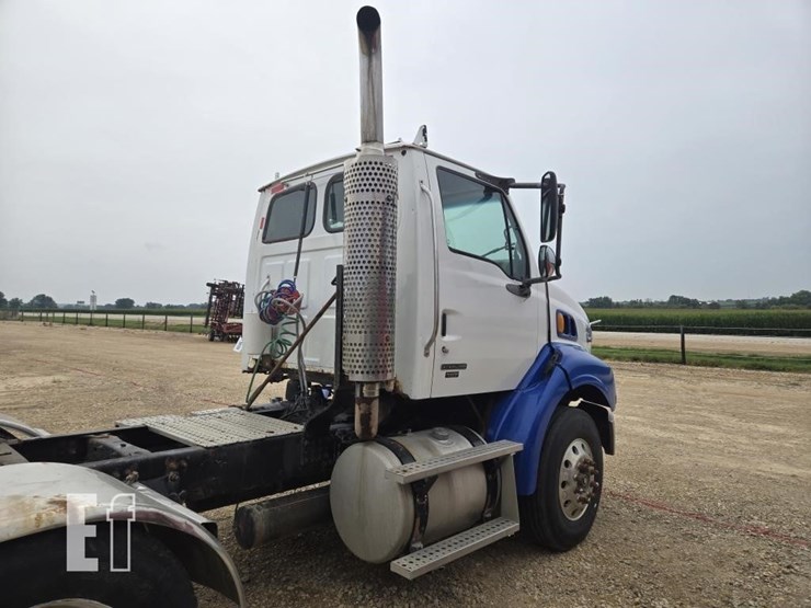 2007-sterling-at9500-image-7