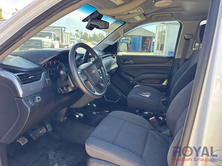 2019-chevrolet-tahoe-image-11