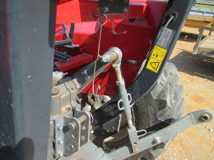 2021-massey-ferguson-1840e-image-9