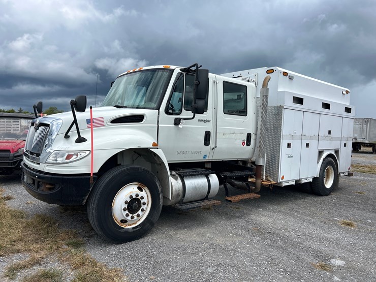 2014-international-durastar-4400-image-1