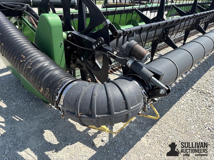 2011-john-deere-630f-image-19