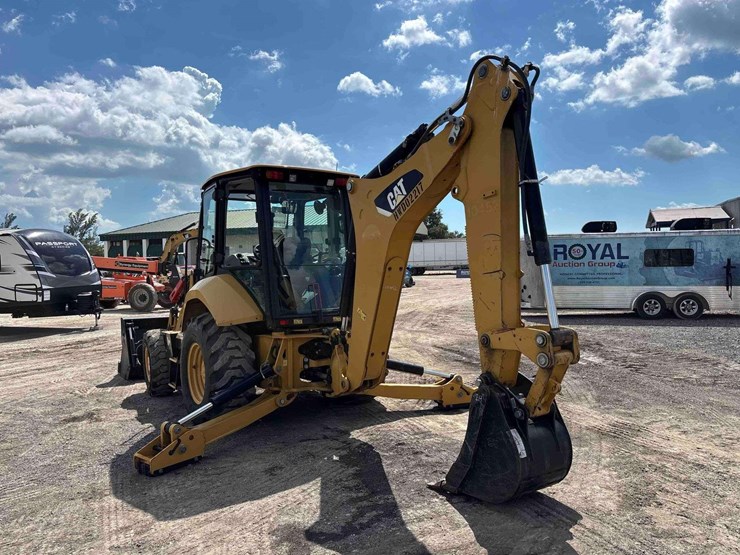 caterpillar-420f2-image-7