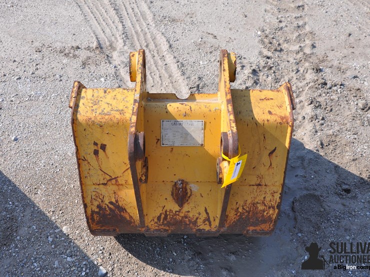 caterpillar-28-image-5