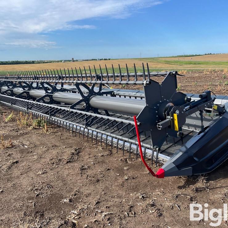 2022 GLEANER 9335