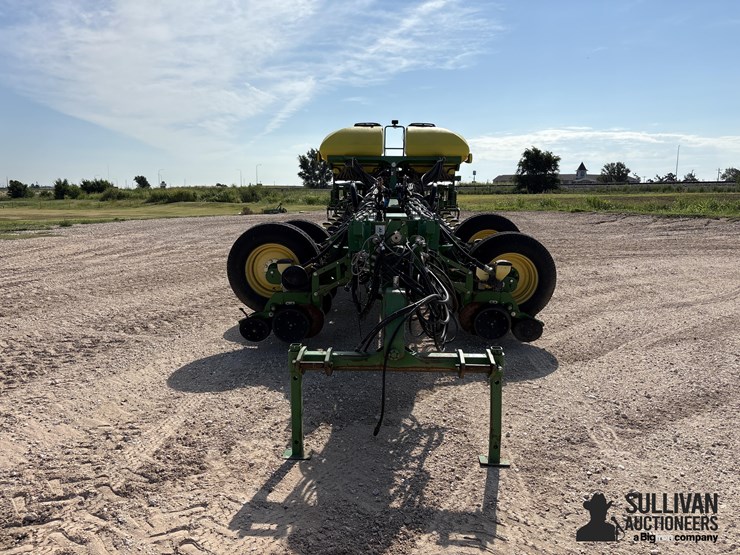 2012-john-deere-1770nt-image-2