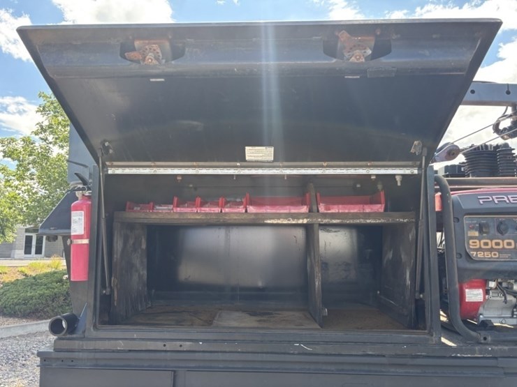 2001-ford-f350-xl-image-28