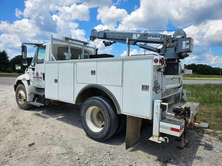 2008-international-durastar-4300-image-10
