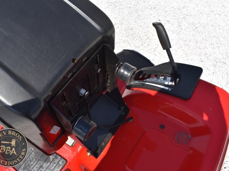 snapper-lt200-image-21