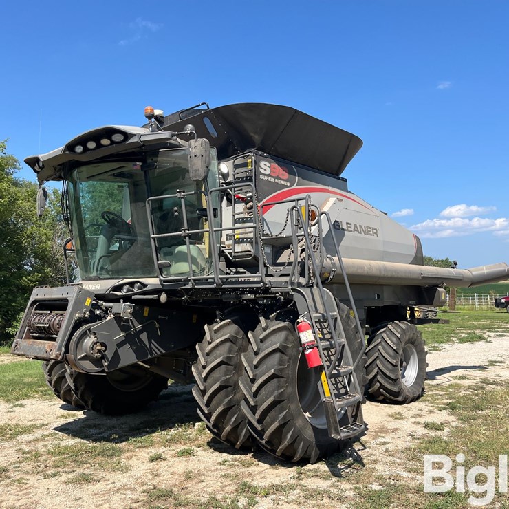 2016 GLEANER S98